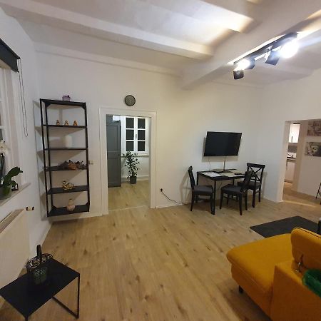 Modernes Apartment Zentral บาด ลาสเฟอ ภายนอก รูปภาพ